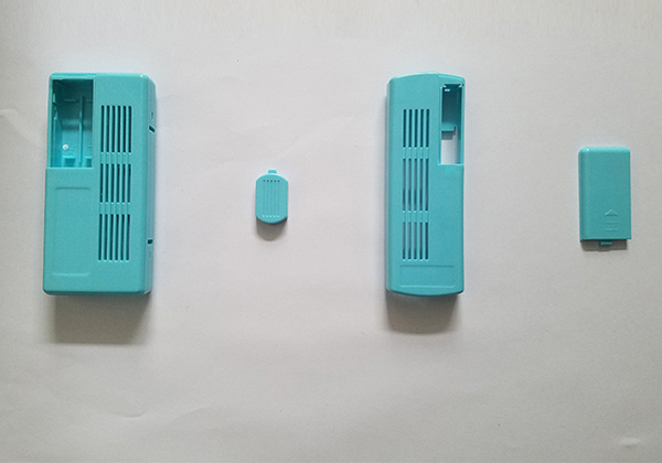 汽(qi)車模(mo)具