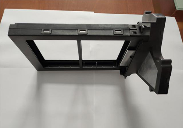 汽車(che)模具(ju)