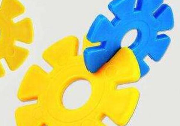 玩(wan)具模具(ju)